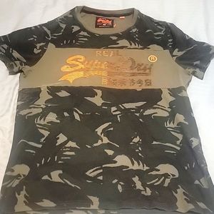 Super Dry green Camo Tshirt Mens XL